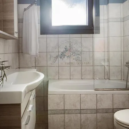 Marilena With Jacuzzi * Pigadhákia