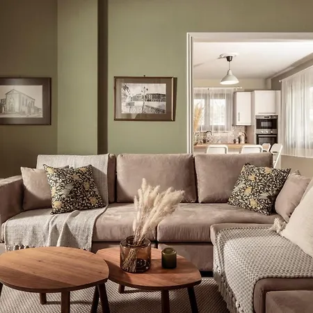 别墅 Marilena With Jacuzzi *