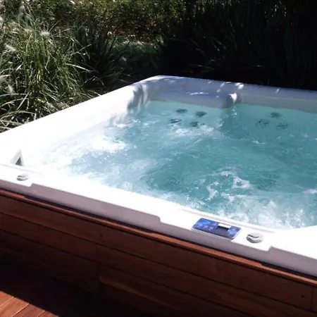 Marilena With Jacuzzi * Pigadhákia